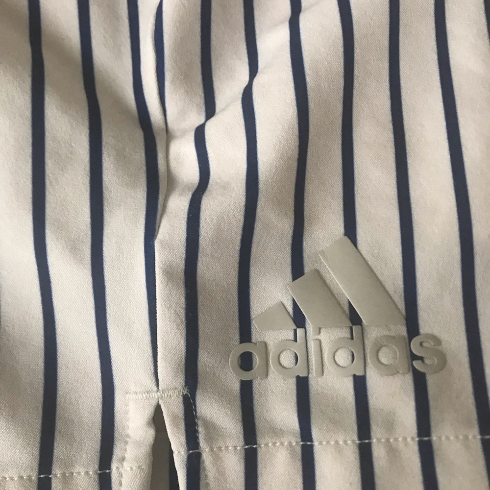 Adidas tennis short pharrel Williams boy 12/14y